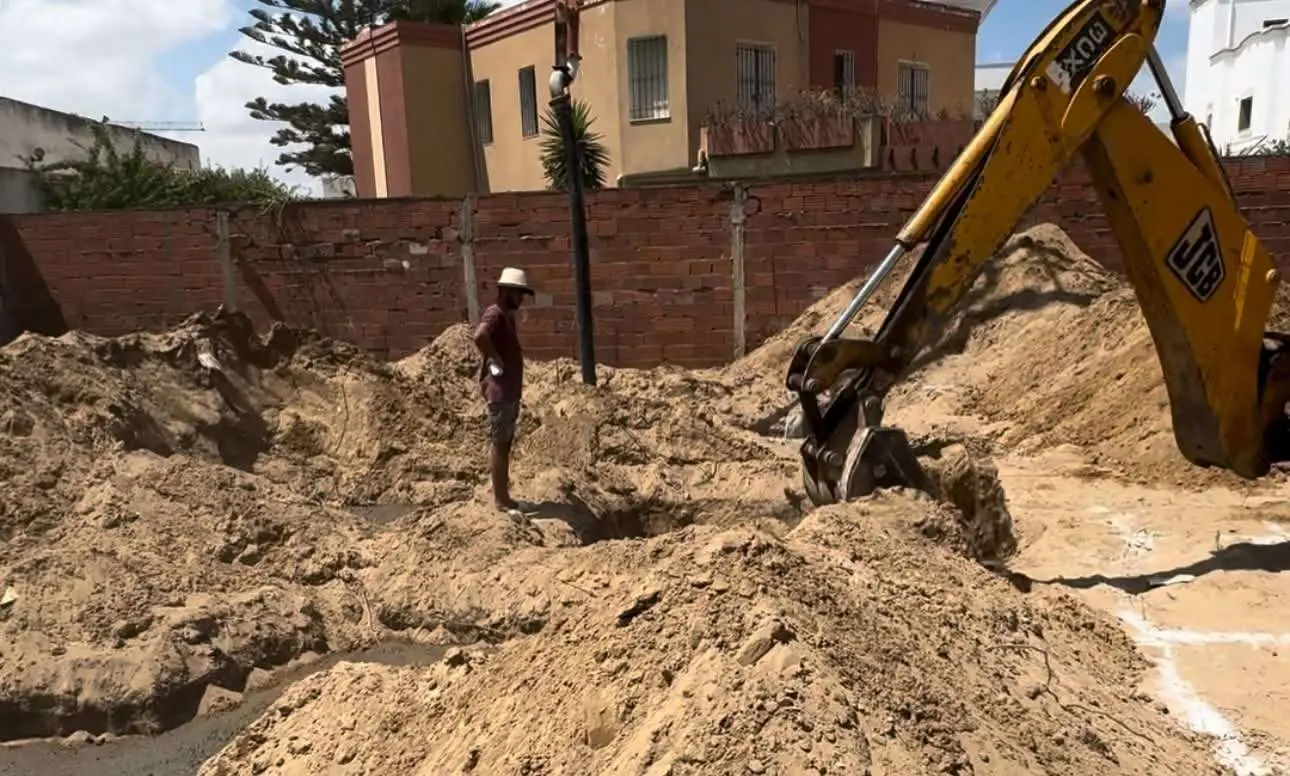Architecte Oran - IWAN Engineering & Consulting | Terrassement et travaux de fondation, Oran. Le suivi de chantier commence dès les premières étapes du projet.